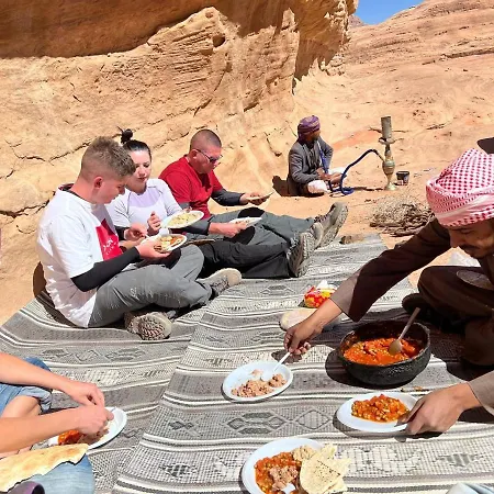 Joy To Wadi Rum Exterior photo