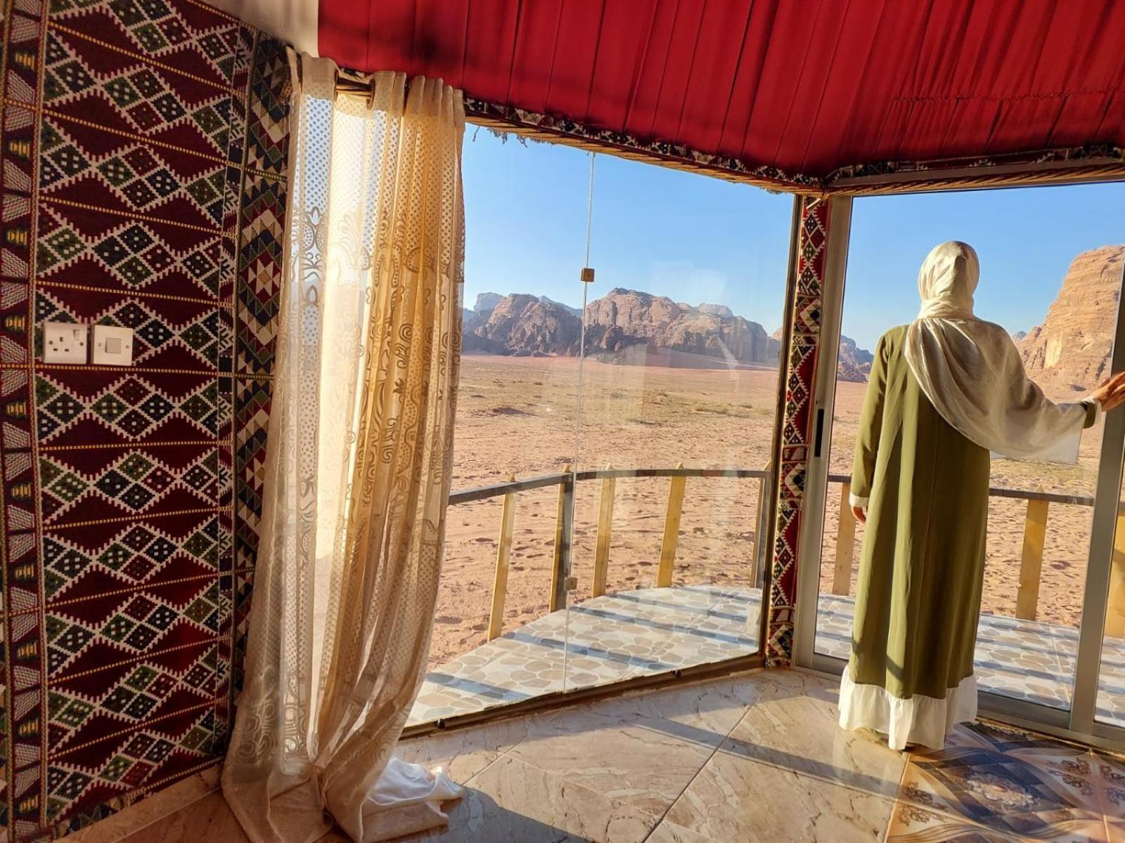 Joy To Wadi * Wadi Rum